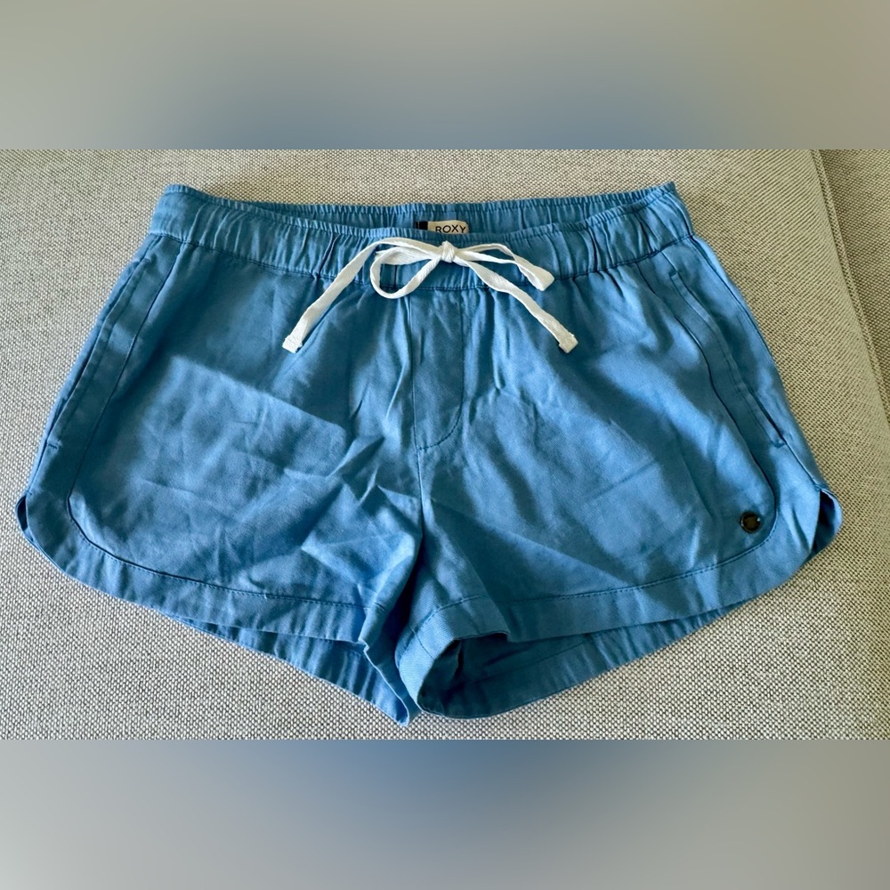 Roxy Juniors Sky Blue Shorts with White Drawstring